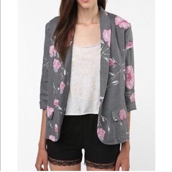 🌸Floral Bloom Blazer🌷 - Picture 3 of 4